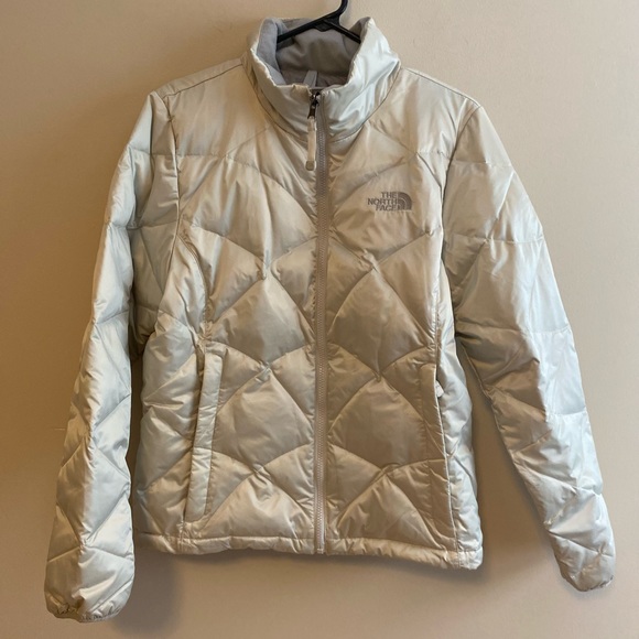 The North Face Women’s 550 Down Filled Jacket